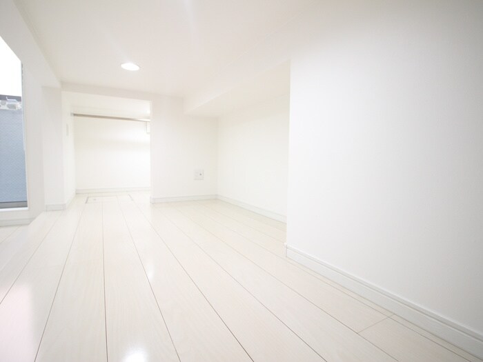 物件内観写真10　(収納)