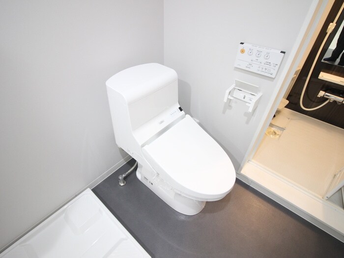 物件内観写真13　(トイレ)