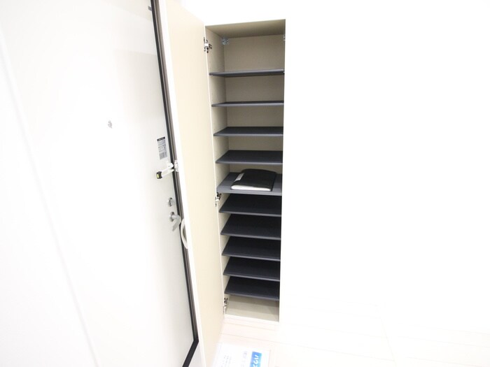 物件内観写真17　(靴箱)
