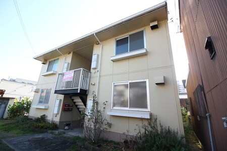 シャルム本町外観写真