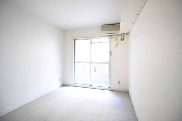 物件内観写真10　(居室)