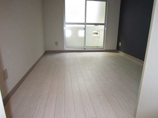 物件内観写真16　(居室)