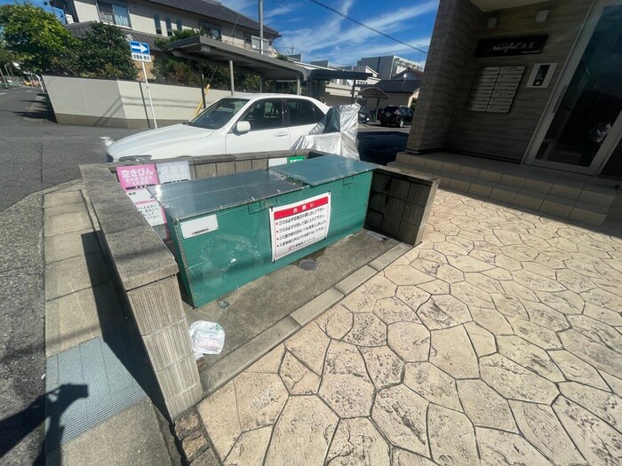 物件外観写真6　(建物設備)