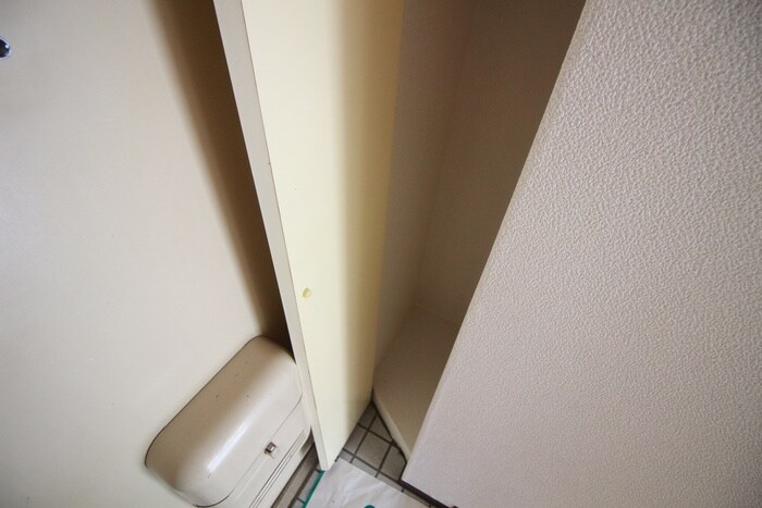 物件内観写真21　(収納)
