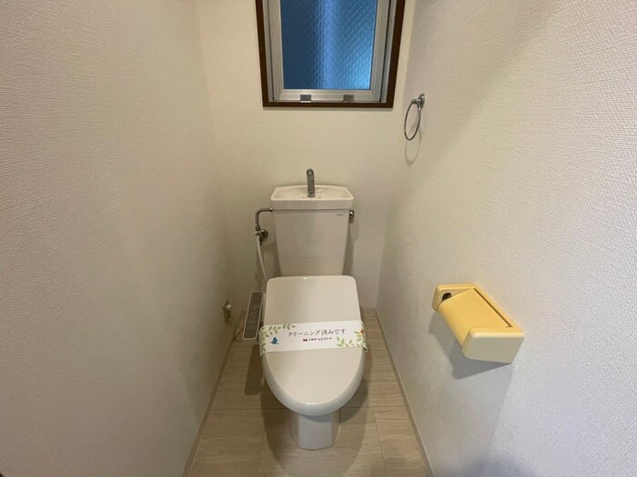 物件内観写真12　(トイレ)