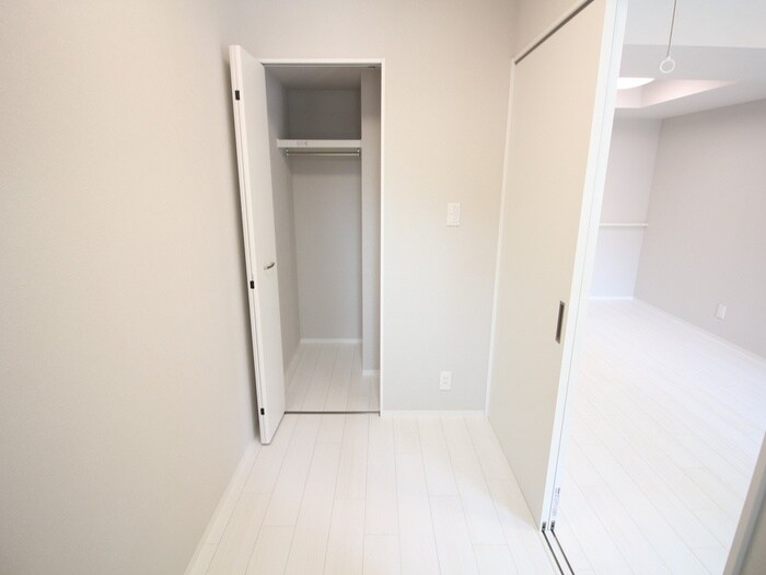 物件内観写真9　(収納)