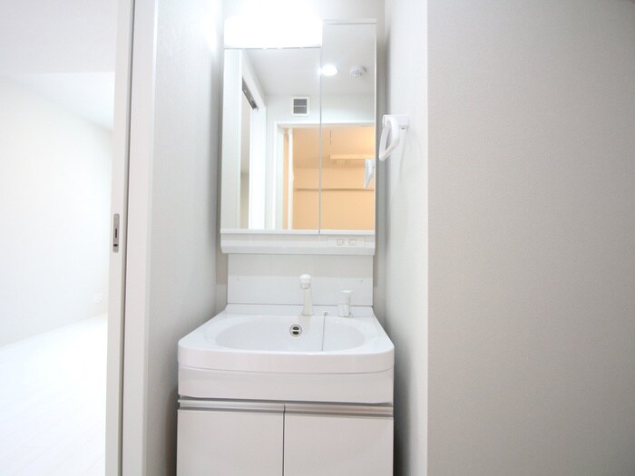 物件内観写真13　(洗面)