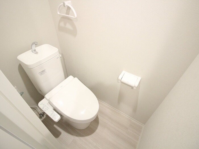 物件内観写真16　(トイレ)