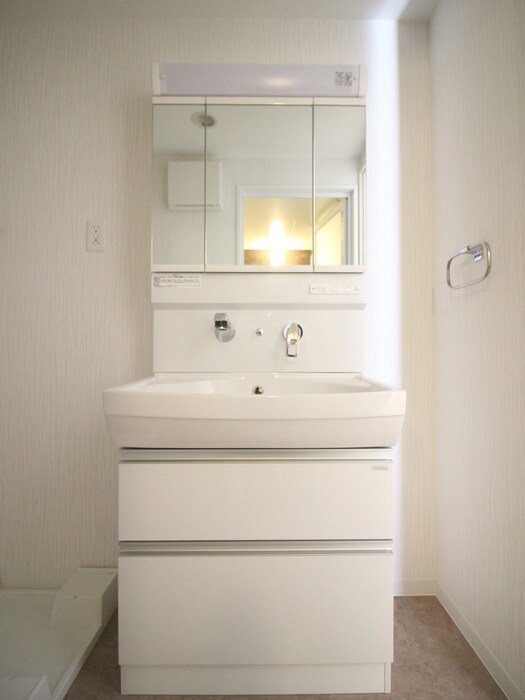 物件内観写真15　(洗面)