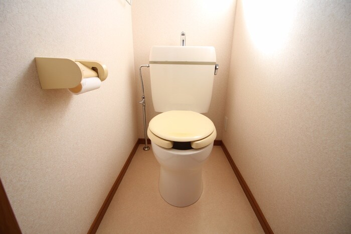 物件内観写真16　(トイレ)