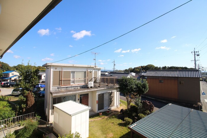 物件内観写真20　(室内からの展望)