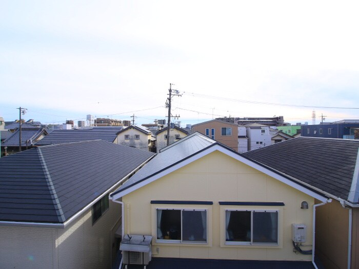 物件内観写真15　(室内からの展望)