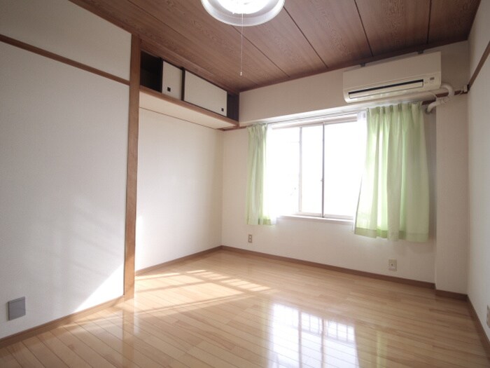 物件内観写真22　(居室)