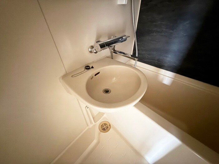 物件内観写真10　(洗面)