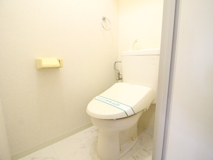 物件内観写真11　(トイレ)