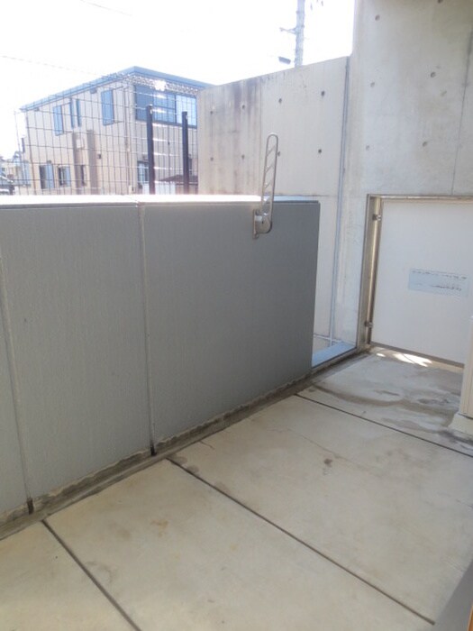 物件内観写真16　(ベランダ・バルコニー)