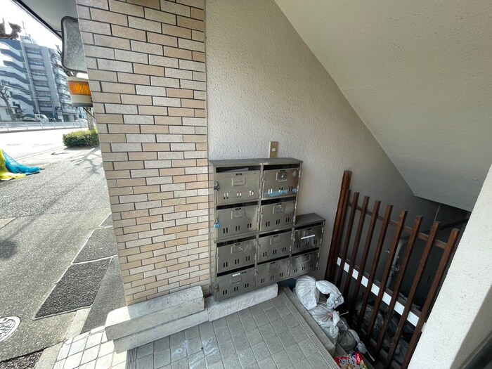 物件外観写真6　(建物設備)