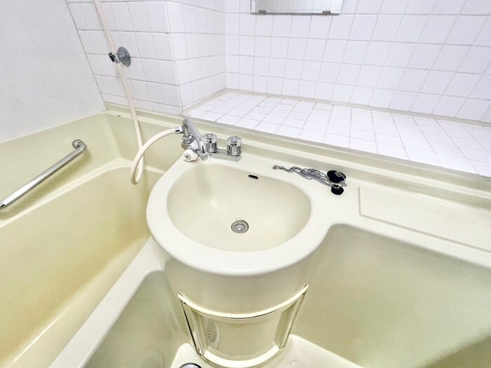 物件内観写真11　(洗面)