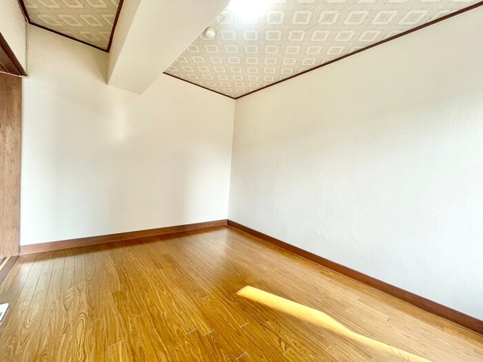 物件内観写真20　(居室)