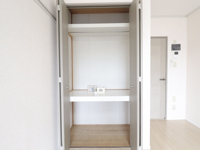 物件内観写真18　(収納)