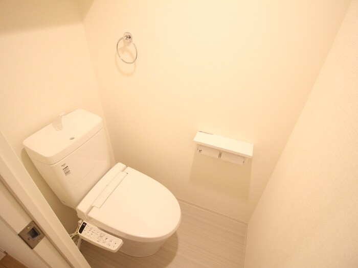 物件内観写真14　(トイレ)