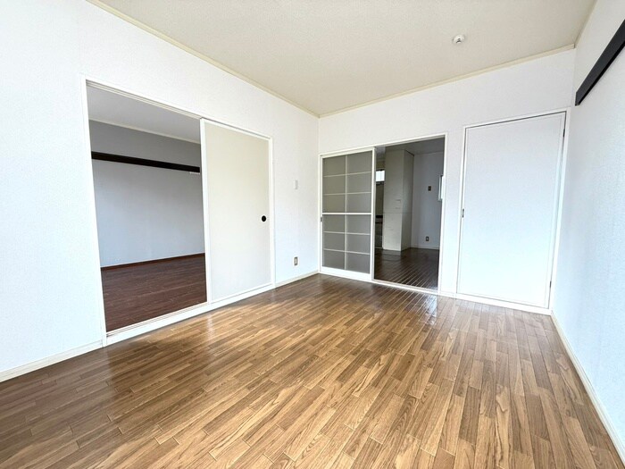 物件内観写真21　(居室)