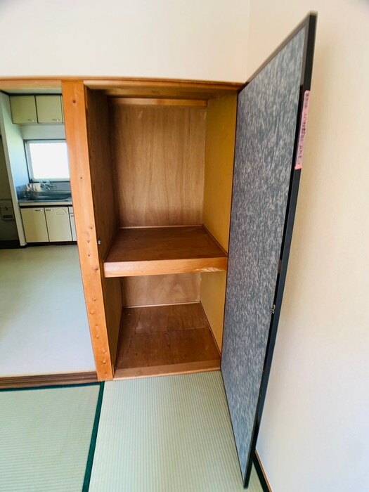 物件内観写真15　(収納)