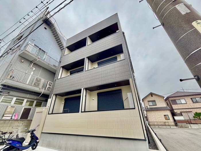 物件外観写真2　(外観写真)