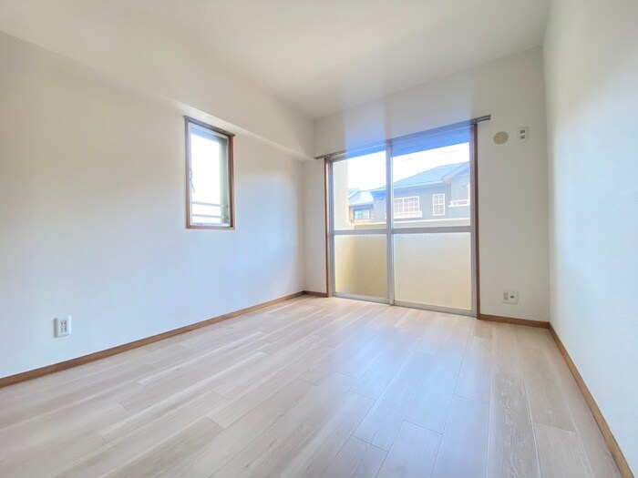 物件内観写真21　(居室)