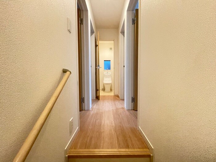物件内観写真16　(廊下)