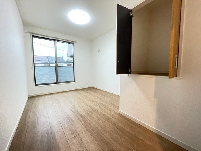 物件内観写真18　(居室)