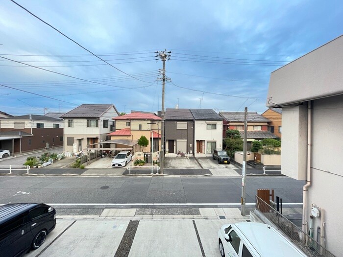 物件内観写真21　(室内からの展望)