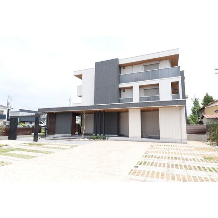 物件外観写真1　(外観写真)