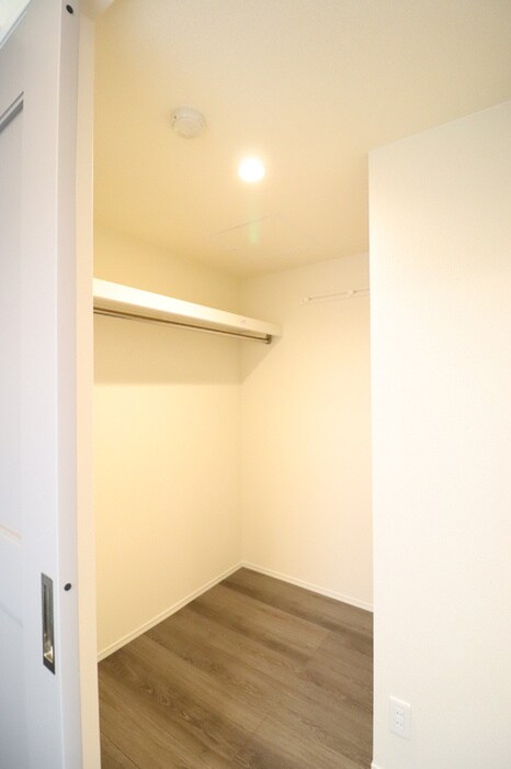 物件内観写真10　(収納)