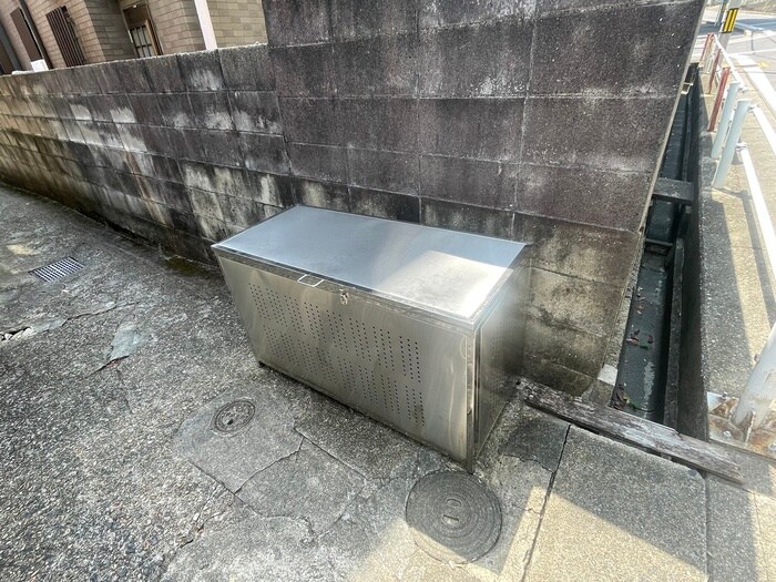 物件外観写真6　(建物設備)