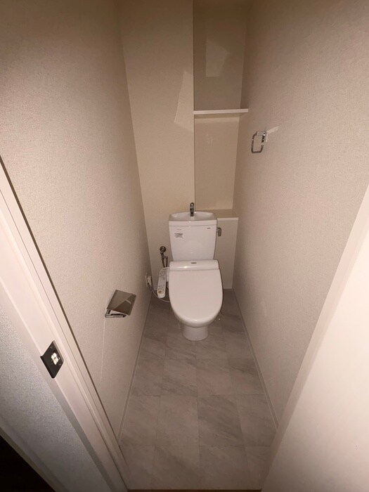 物件内観写真11　(トイレ)