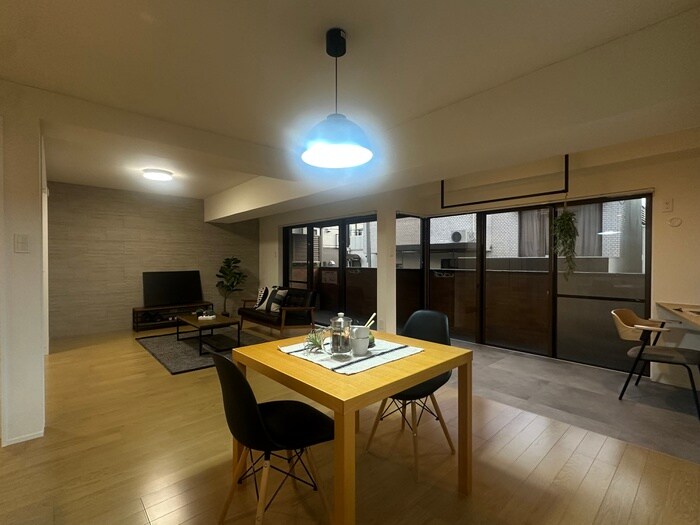 物件内観写真11　(居室)