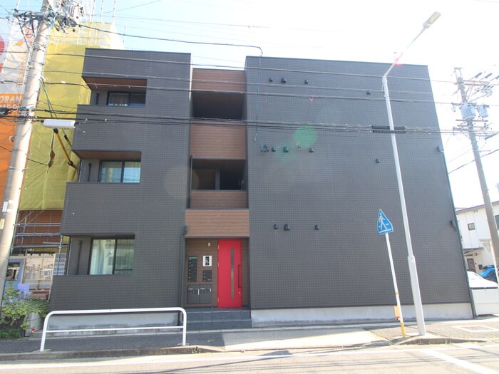 物件外観写真1　(外観写真)