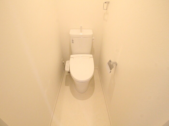 物件内観写真14　(トイレ)