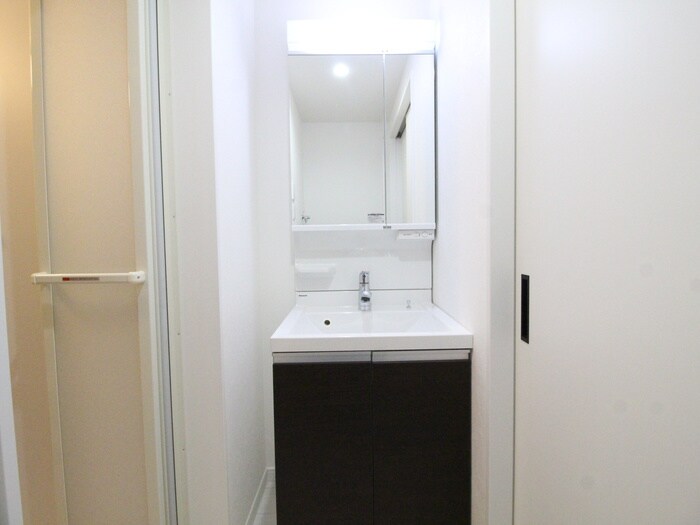 物件内観写真10　(洗面)