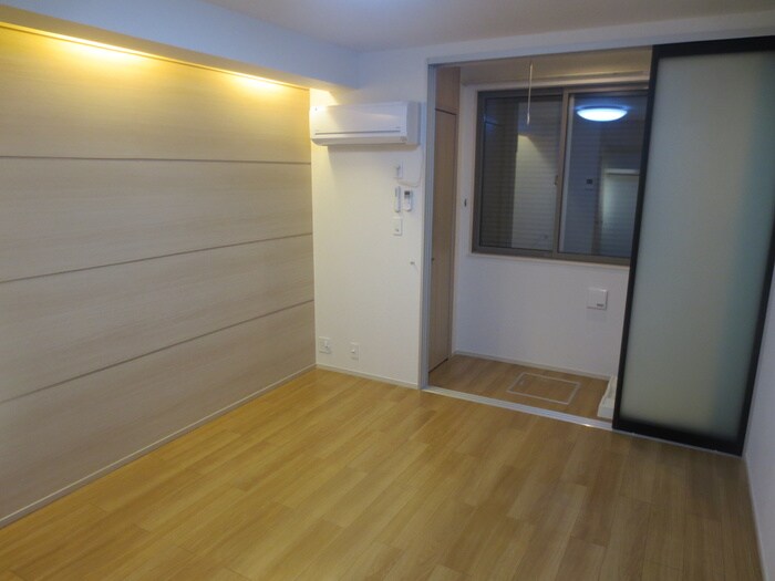 物件内観写真4　(居室)