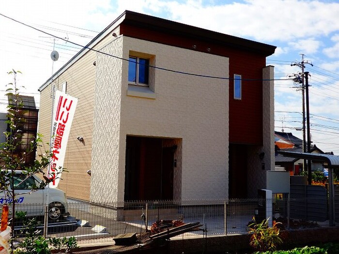 物件外観写真3　(外観写真)