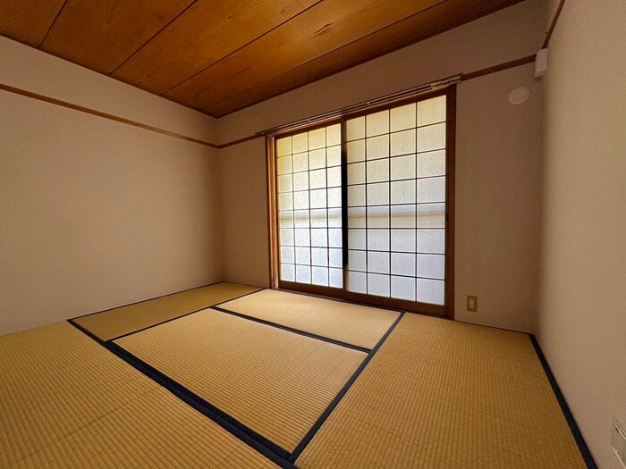 物件内観写真18　(居室)