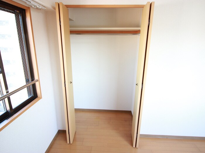 物件内観写真11　(収納)