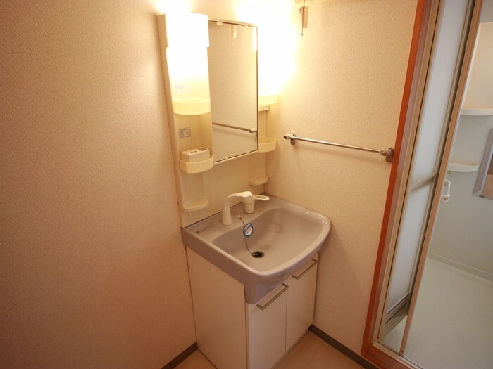 物件内観写真15　(洗面)