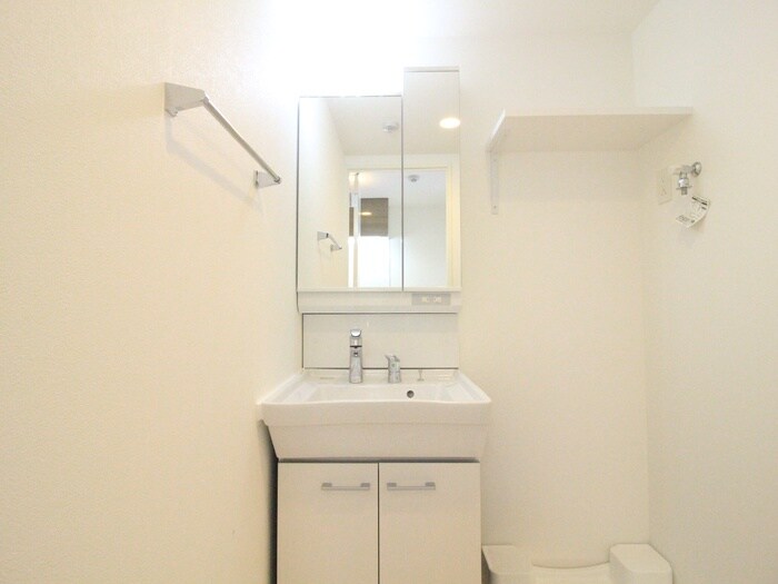 物件内観写真12　(洗面)