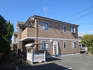 レオパルド義外観写真