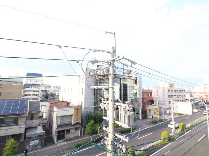 物件内観写真17　(室内からの展望)