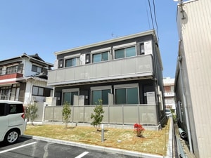 クレール　パインツリー外観写真