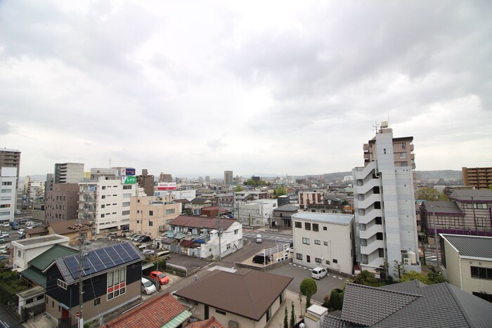 物件内観写真14　(室内からの展望)